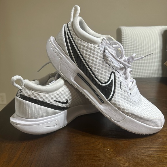 Nike Other - Nike White and Black Mesh Sport Sneakers